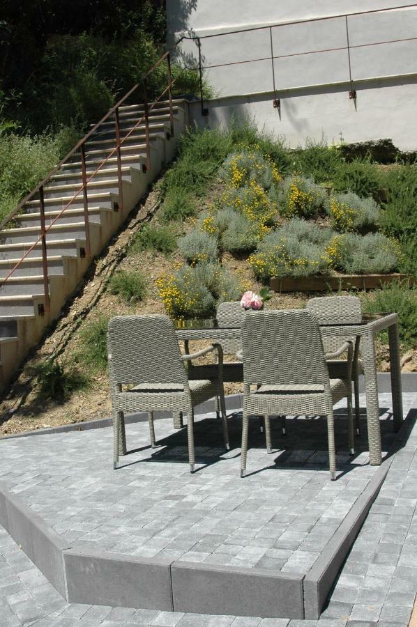 Les Jardins De Soulane B&B - Adults Only Belcastel-et-Buc Esterno foto